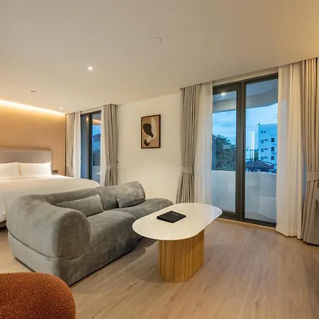 Roys Hotel Bangkok