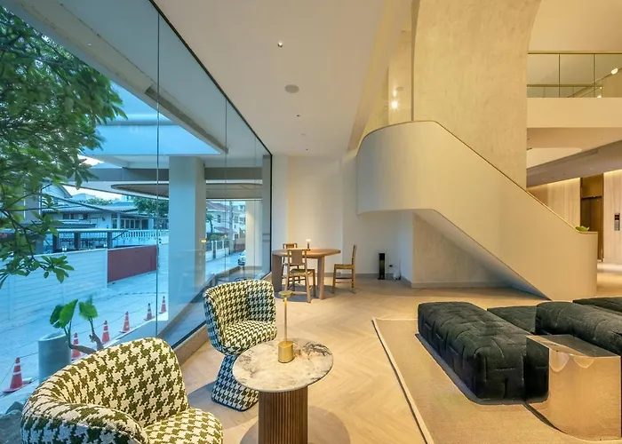 Roys Hotel