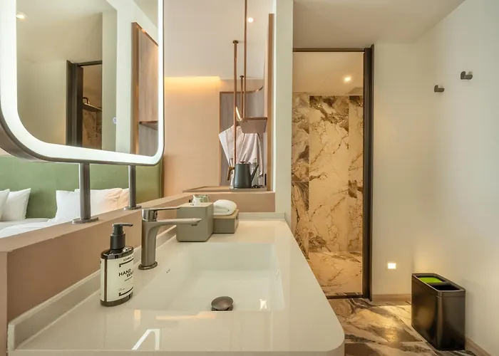 Roys Bangkok